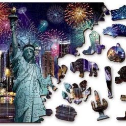 Wooden City New York Bij Nacht XL - Houten Vormpuzzel - 52x37,5 Cm - 1010 Stukjes